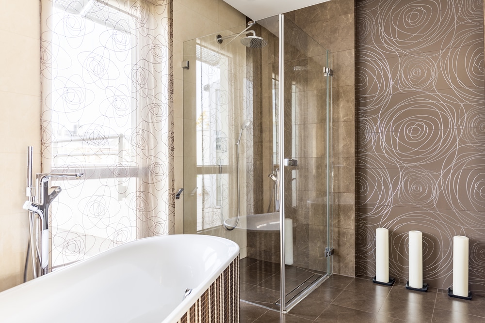 Bathroom Design Using Doorless Custom Glass Showers